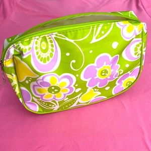 NWOT Clinique Multi-Use Zippered Pouch